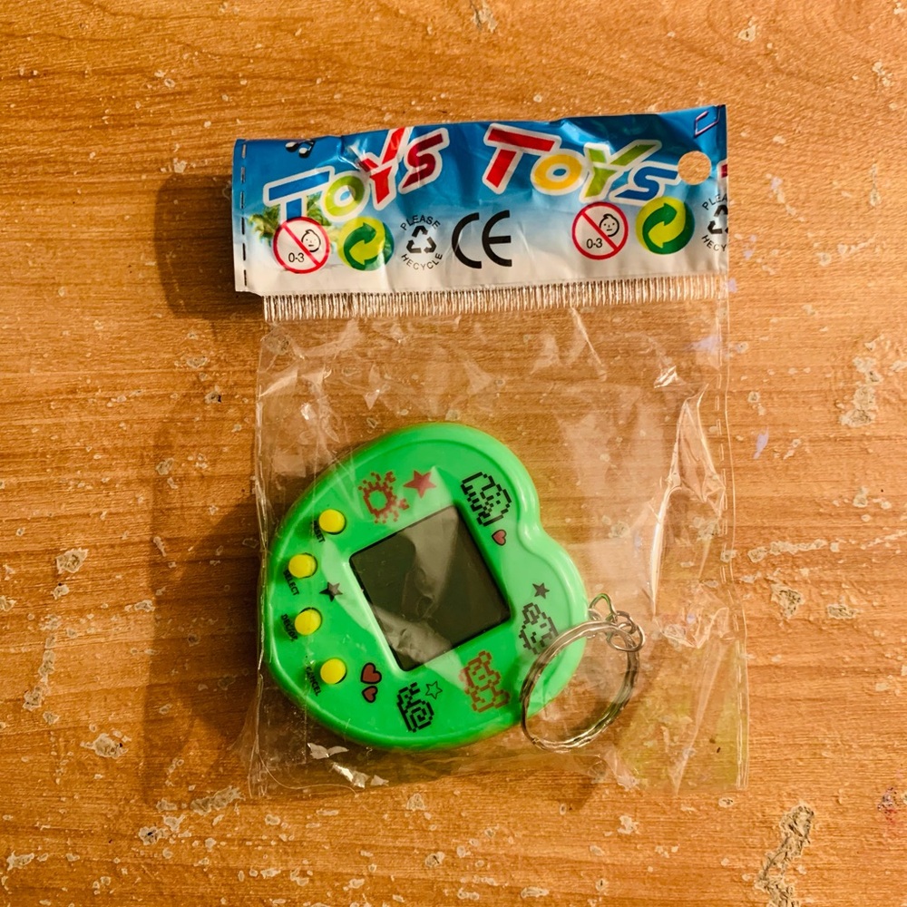 Green Virtual Pet Keychain Toy 💚